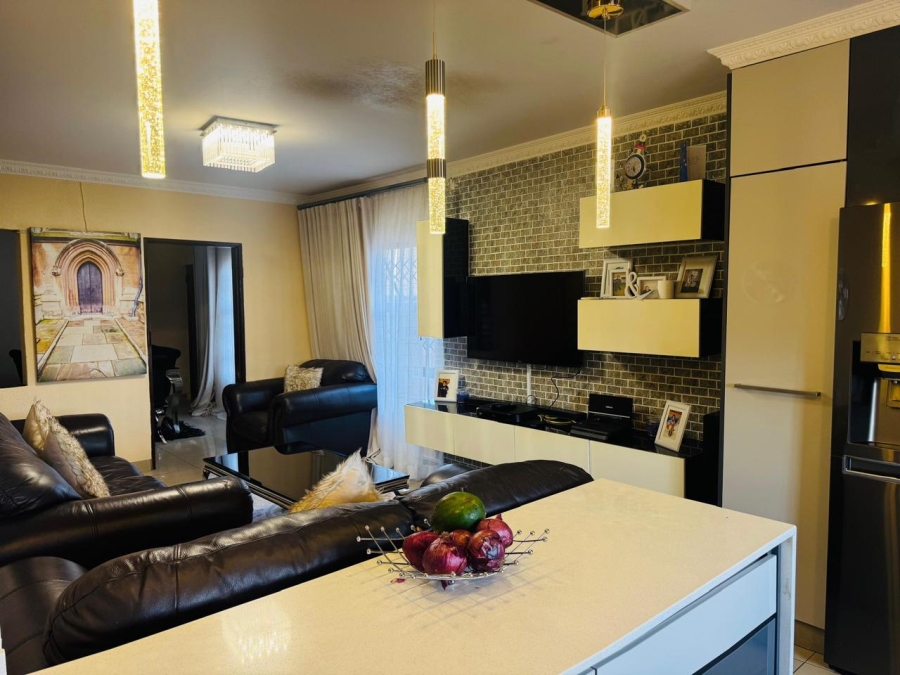 3 Bedroom Property for Sale in Groblerpark Gauteng