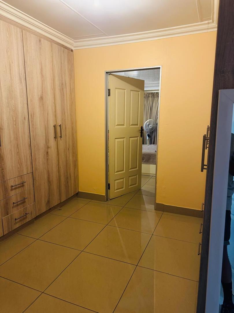 3 Bedroom Property for Sale in Groblerpark Gauteng