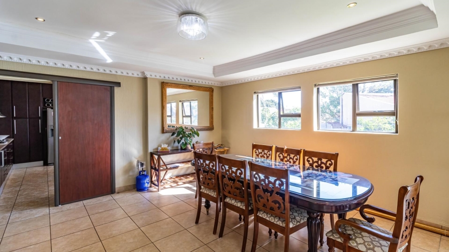 3 Bedroom Property for Sale in Mulbarton Gauteng