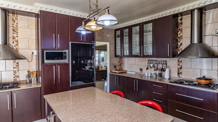 3 Bedroom Property for Sale in Mulbarton Gauteng