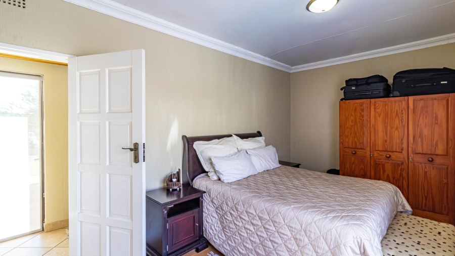 3 Bedroom Property for Sale in Mulbarton Gauteng