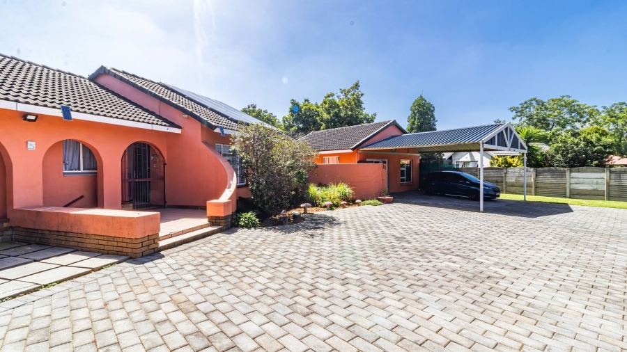 3 Bedroom Property for Sale in Brackenhurst Gauteng