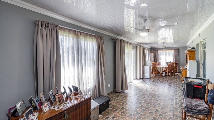 3 Bedroom Property for Sale in Brackenhurst Gauteng