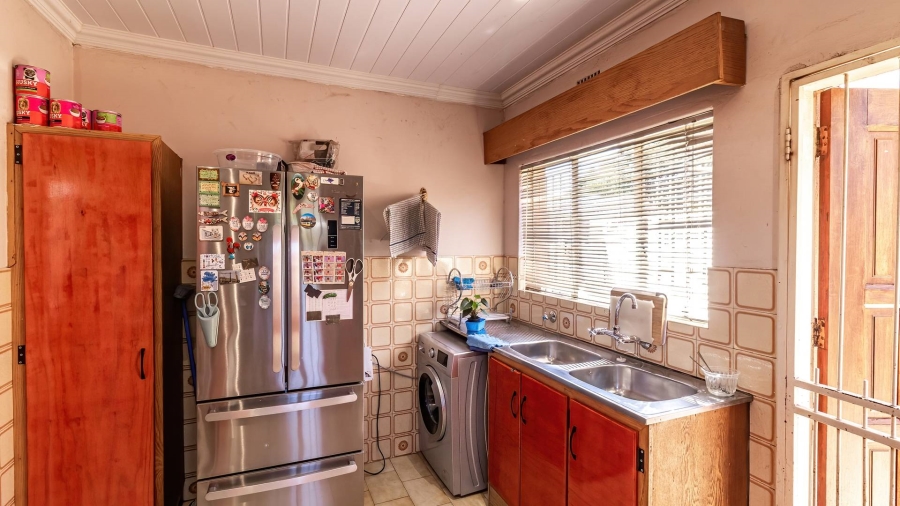 3 Bedroom Property for Sale in Brackenhurst Gauteng