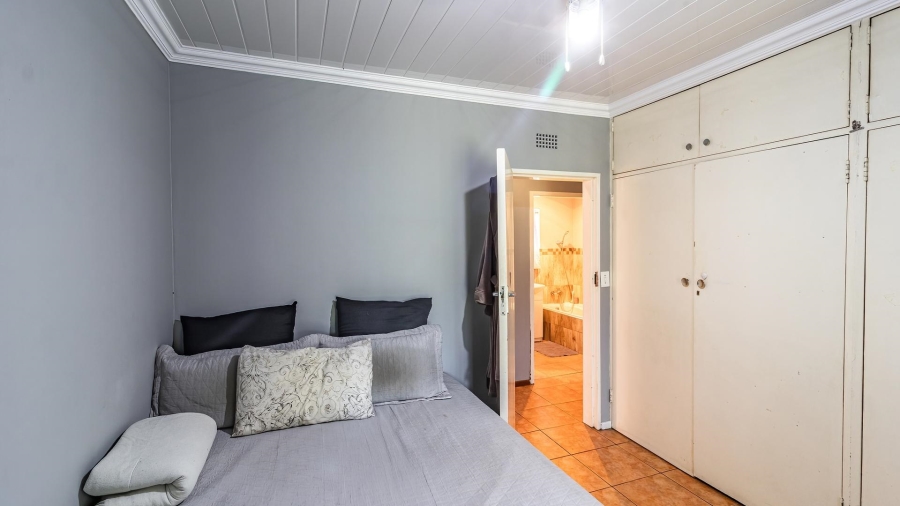 3 Bedroom Property for Sale in Brackenhurst Gauteng