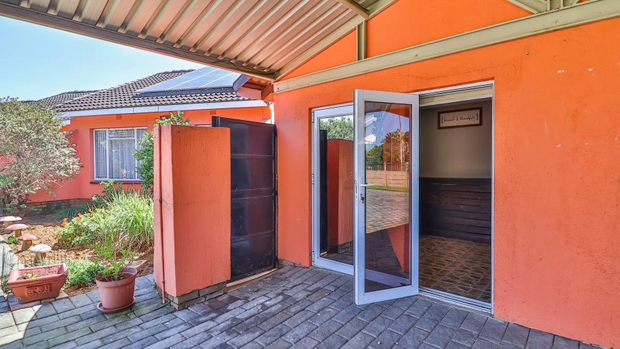 3 Bedroom Property for Sale in Brackenhurst Gauteng