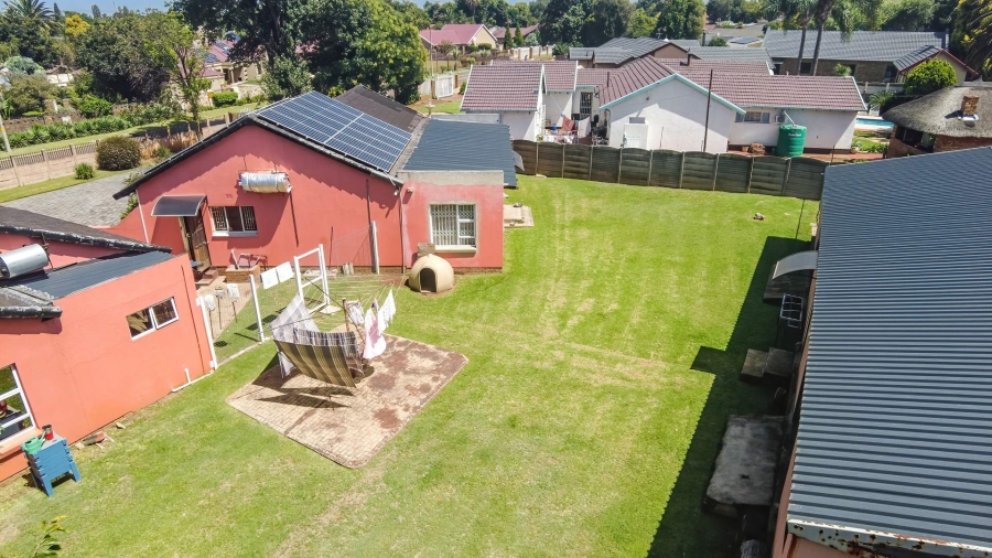 3 Bedroom Property for Sale in Brackenhurst Gauteng