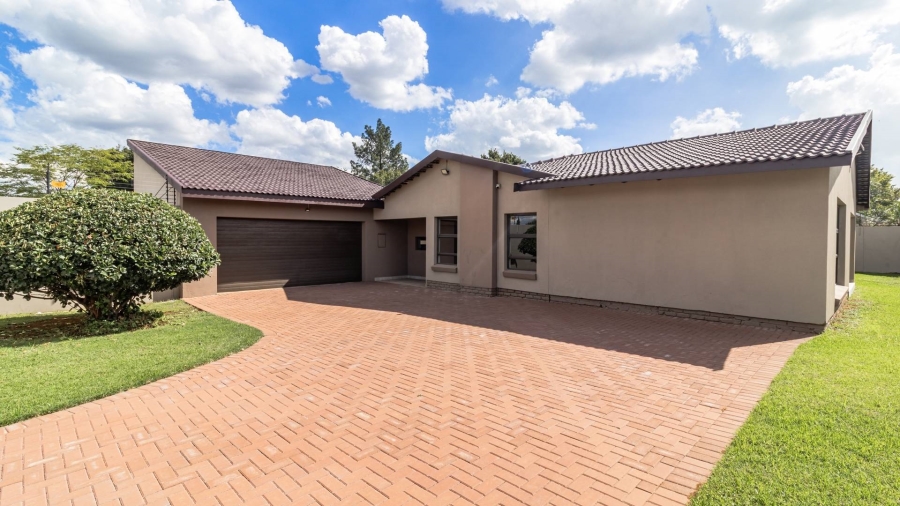 3 Bedroom Property for Sale in Brackenhurst Gauteng