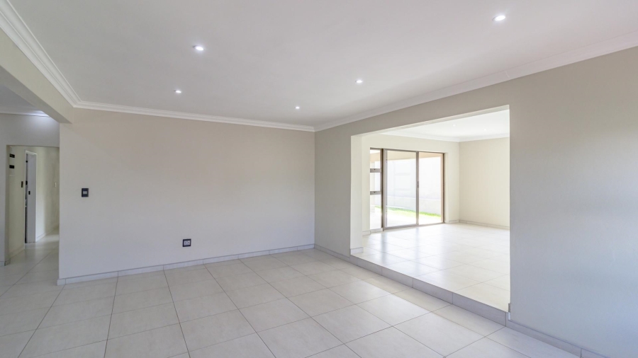 3 Bedroom Property for Sale in Brackenhurst Gauteng