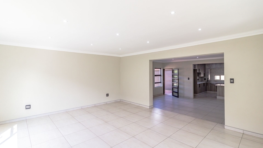 3 Bedroom Property for Sale in Brackenhurst Gauteng