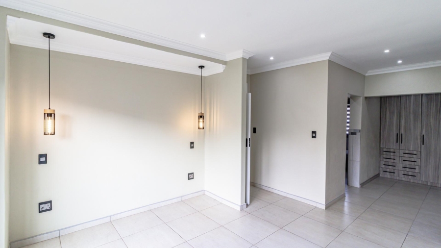 3 Bedroom Property for Sale in Brackenhurst Gauteng