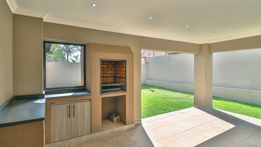 3 Bedroom Property for Sale in Brackenhurst Gauteng