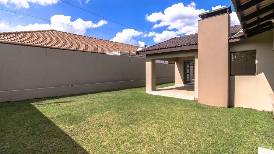 3 Bedroom Property for Sale in Brackenhurst Gauteng