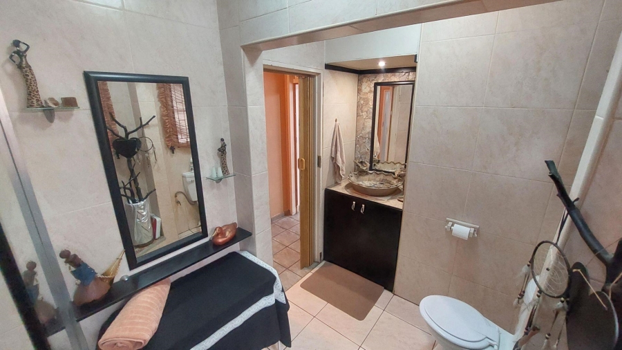 5 Bedroom Property for Sale in Alberton Gauteng