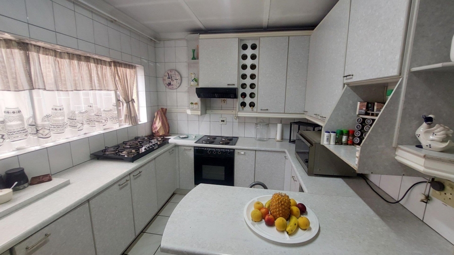 5 Bedroom Property for Sale in Alberton Gauteng