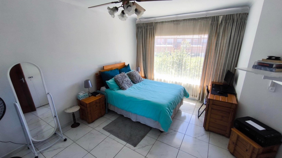 3 Bedroom Property for Sale in Brackenhurst Gauteng