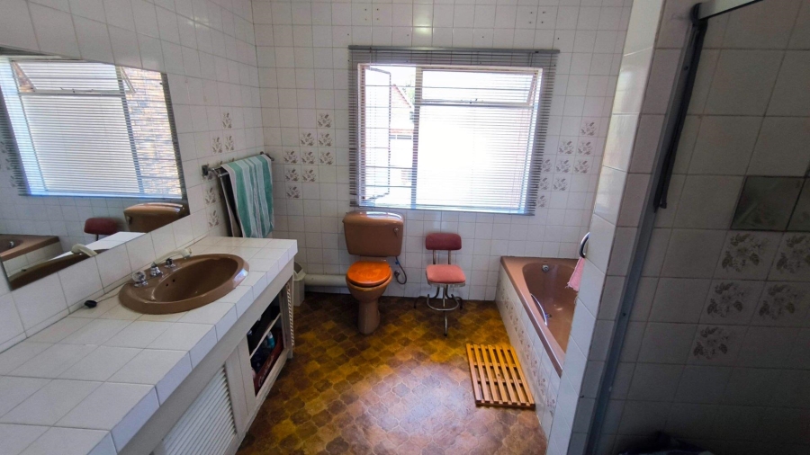 3 Bedroom Property for Sale in Brackenhurst Gauteng