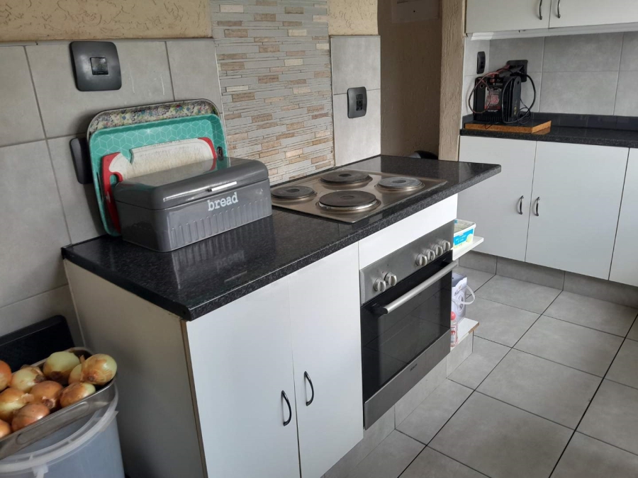 3 Bedroom Property for Sale in The Hill Gauteng