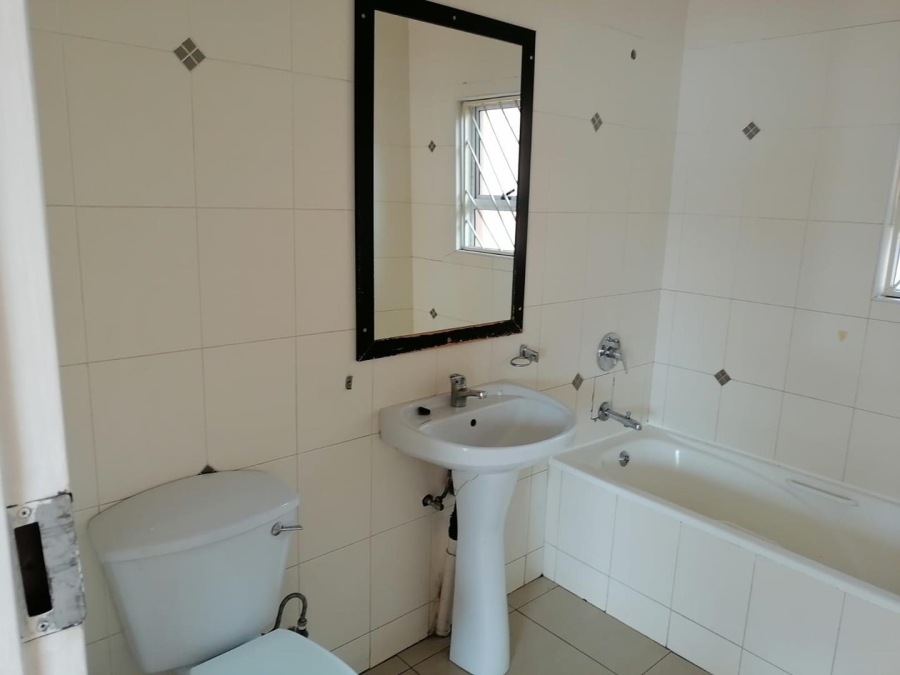 To Let 2 Bedroom Property for Rent in Pretoria North Gauteng