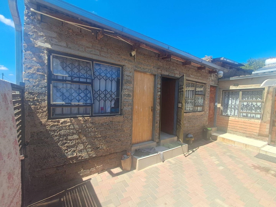 2 Bedroom Property for Sale in Tembisa Gauteng
