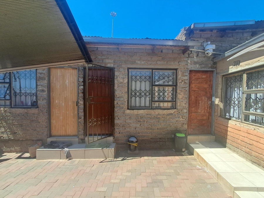 2 Bedroom Property for Sale in Tembisa Gauteng