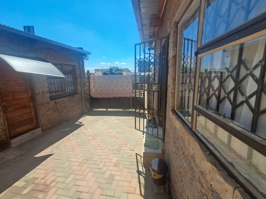 2 Bedroom Property for Sale in Tembisa Gauteng