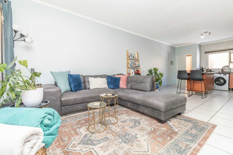 2 Bedroom Property for Sale in Sunninghill Gauteng