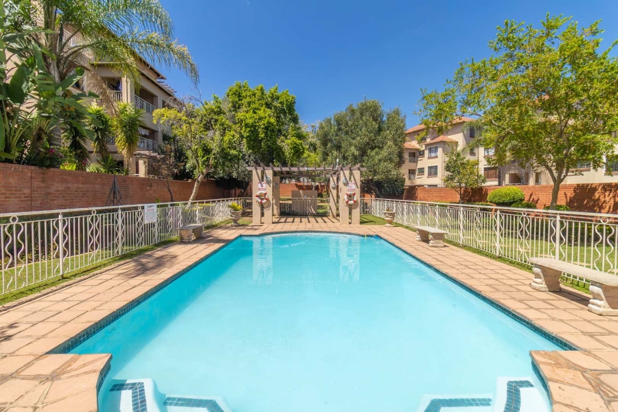 2 Bedroom Property for Sale in Sunninghill Gauteng