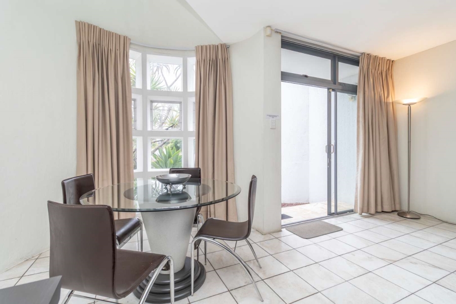 To Let 2 Bedroom Property for Rent in Hurlingham Manor Gauteng