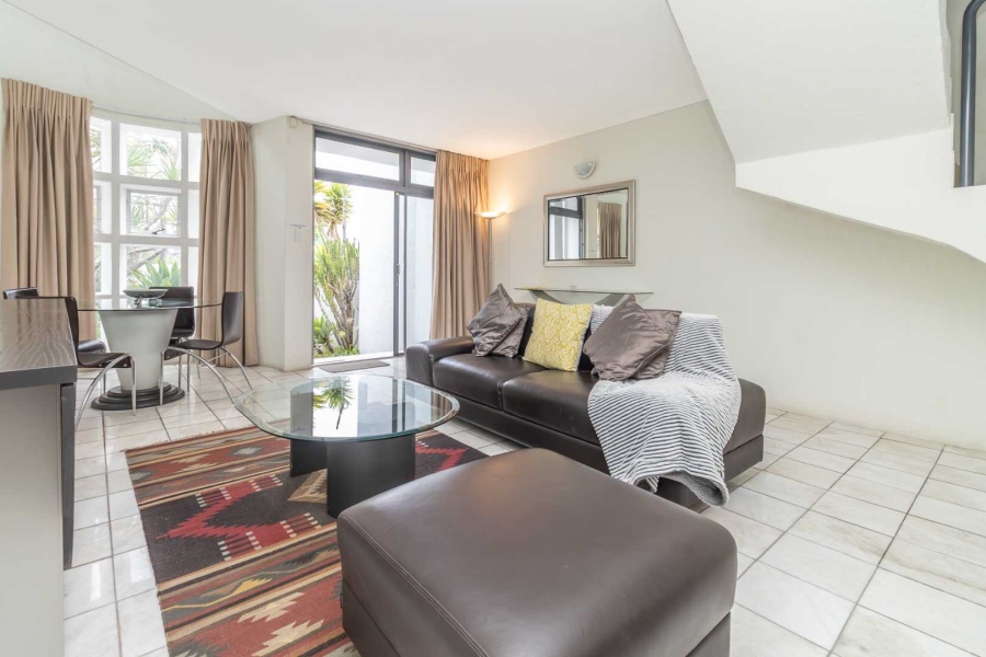 To Let 2 Bedroom Property for Rent in Hurlingham Manor Gauteng