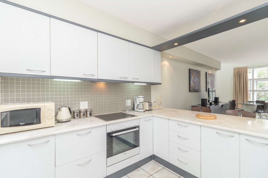 To Let 2 Bedroom Property for Rent in Hurlingham Manor Gauteng