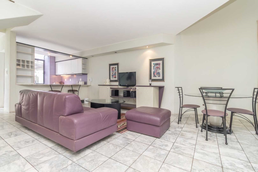 To Let 2 Bedroom Property for Rent in Hurlingham Manor Gauteng