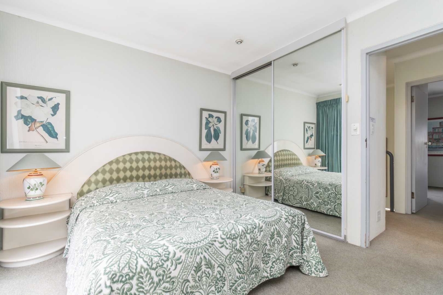 To Let 2 Bedroom Property for Rent in Hurlingham Manor Gauteng