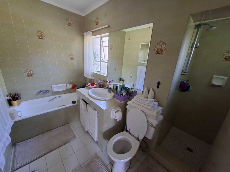 To Let 3 Bedroom Property for Rent in Sundowner Gauteng