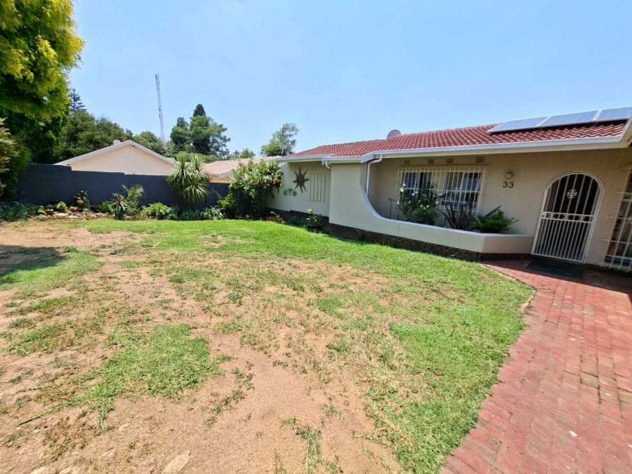 To Let 3 Bedroom Property for Rent in Sundowner Gauteng