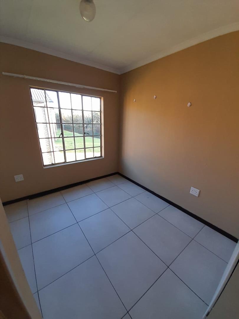 To Let 2 Bedroom Property for Rent in Weltevreden A H Gauteng