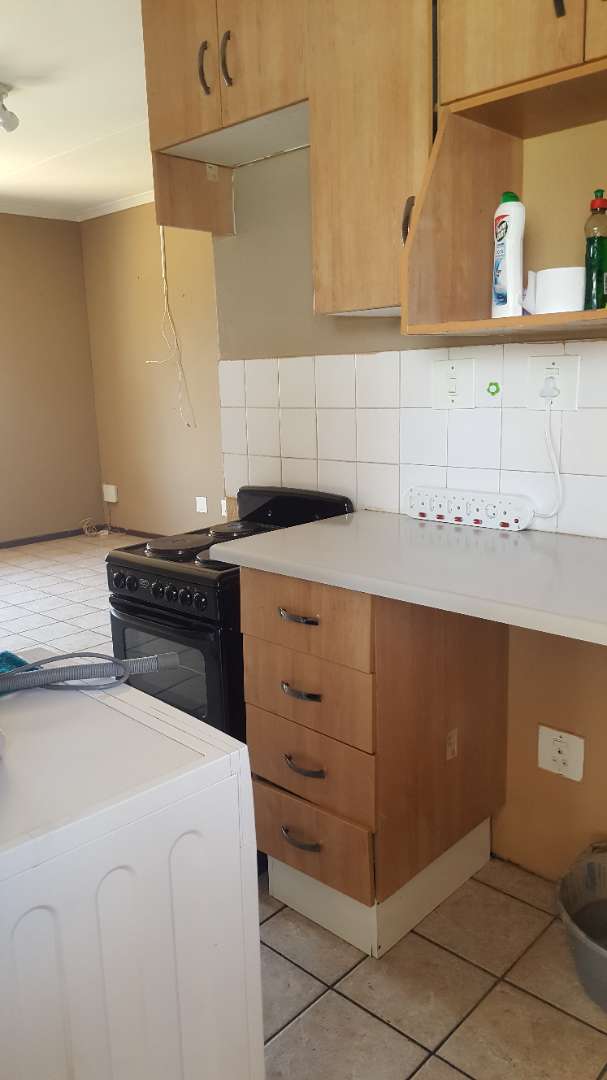 To Let 2 Bedroom Property for Rent in Randburg Gauteng