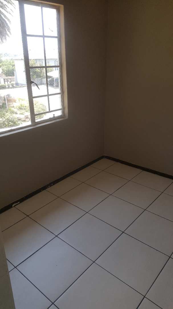 To Let 2 Bedroom Property for Rent in Randburg Gauteng