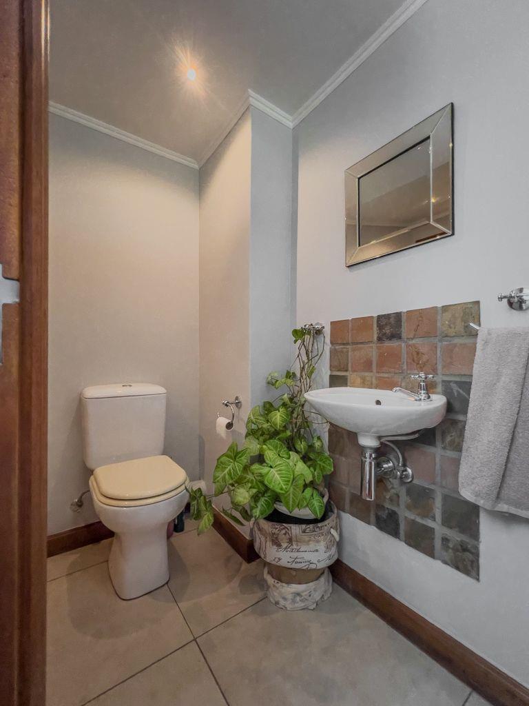 4 Bedroom Property for Sale in Heritage Hill Gauteng