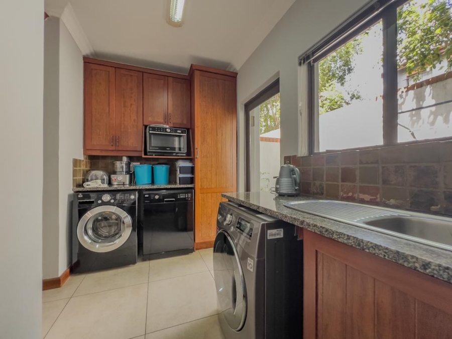 4 Bedroom Property for Sale in Heritage Hill Gauteng