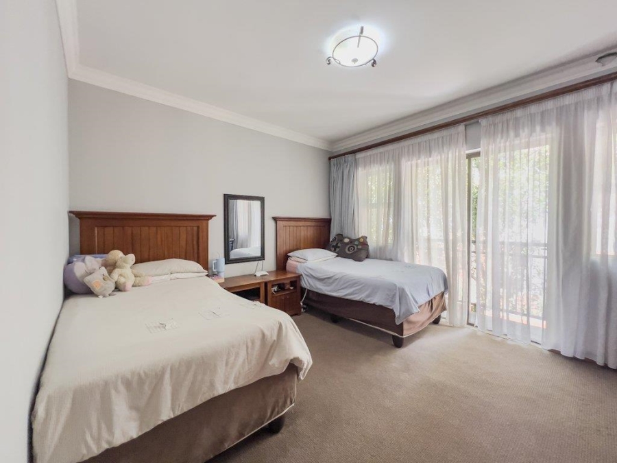 4 Bedroom Property for Sale in Heritage Hill Gauteng