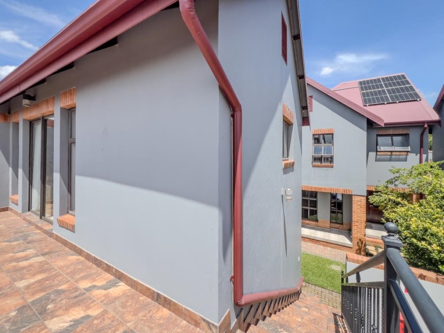 4 Bedroom Property for Sale in Heritage Hill Gauteng