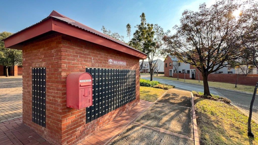 4 Bedroom Property for Sale in Heritage Hill Gauteng