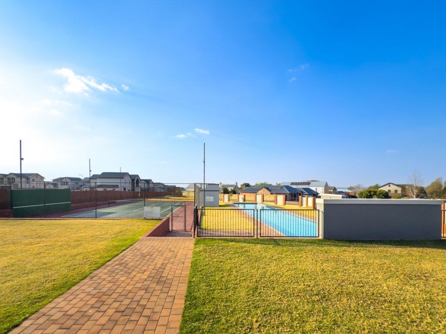 4 Bedroom Property for Sale in Heritage Hill Gauteng