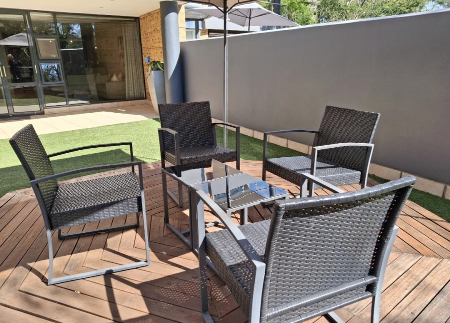 To Let 2 Bedroom Property for Rent in Benmore Gauteng