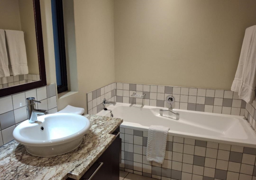 To Let 2 Bedroom Property for Rent in Benmore Gauteng