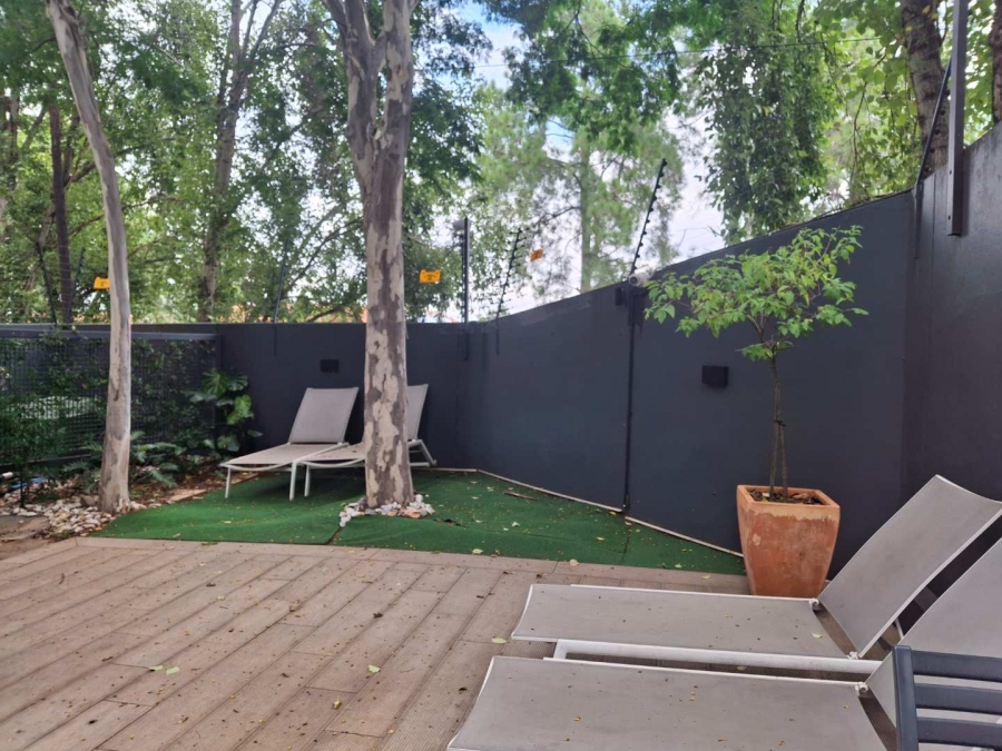 To Let 2 Bedroom Property for Rent in Benmore Gauteng