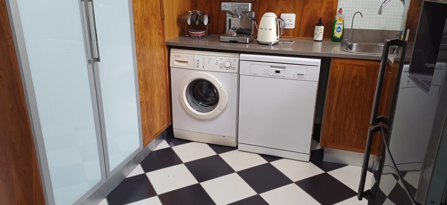 2 Bedroom Property for Sale in Killarney Gauteng