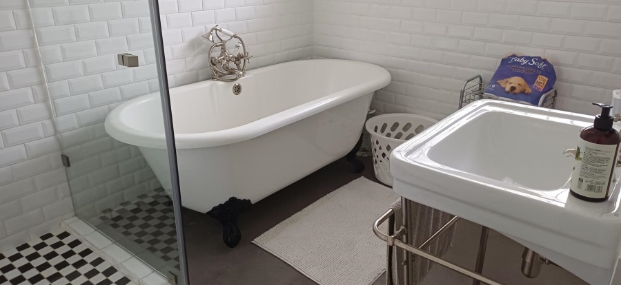 2 Bedroom Property for Sale in Killarney Gauteng