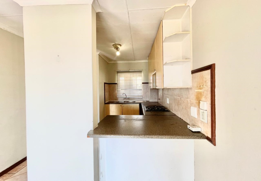2 Bedroom Property for Sale in Olympus AH Gauteng
